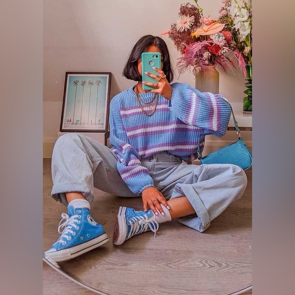 Great Condition Converse High Tops - Picture 6 of 6